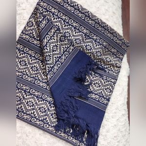 Table-runner